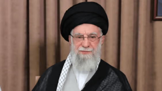 Иран столкнулся с серьёзным экономическим кризисом: риал рухнул, цены на топливо выросли