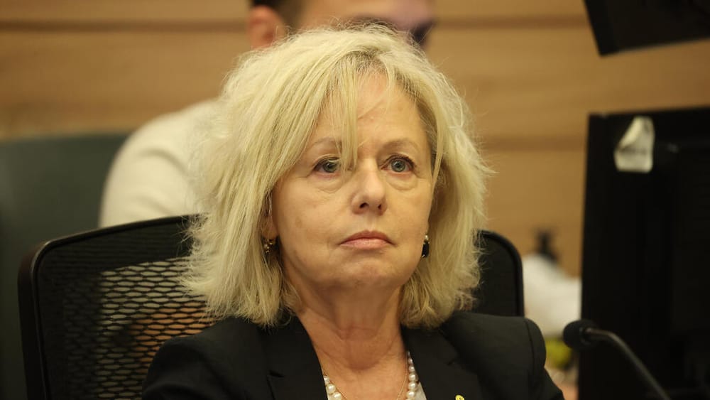 Омбудсмен критикует создание «государственно-национальной комиссии» и закрытие радиостанции ЦАХАЛа