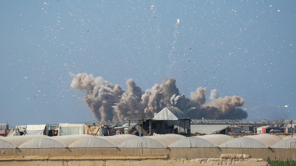 חאן יונס (צילום: Bashar TALEB / AFP) חאן יונס