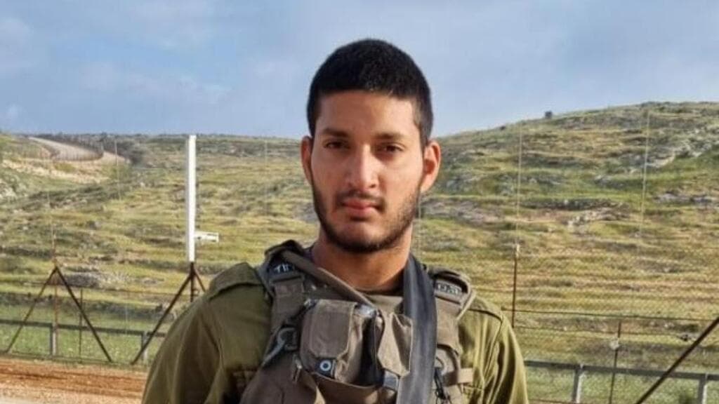 סמ"ר הלל סולומון (צילום: דובר צה"ל) סמ״ר הלל סולומון (Halel Solomon), בן 20, מדימונה, לוחם בגדוד צבר, חטיבת גבעתי, נפל בקרב בצפון רצועת עזה.