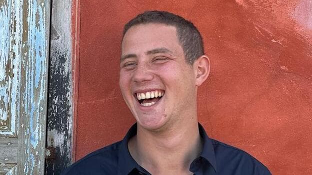 עומר נאוטרה