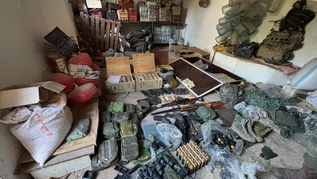 סיירת חרוב פועלת בדרום לבנון - אותרה והושמדה תשתית תת-קרקעית ומעליה מחסני אמצעי לחימה מלאים בתחמושת