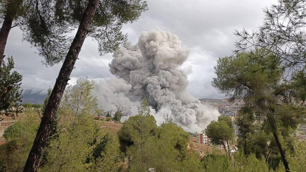 תיעוד ערבי מתקיפה בכפר רומאן באזור א-נבטיה בדרום לבנון