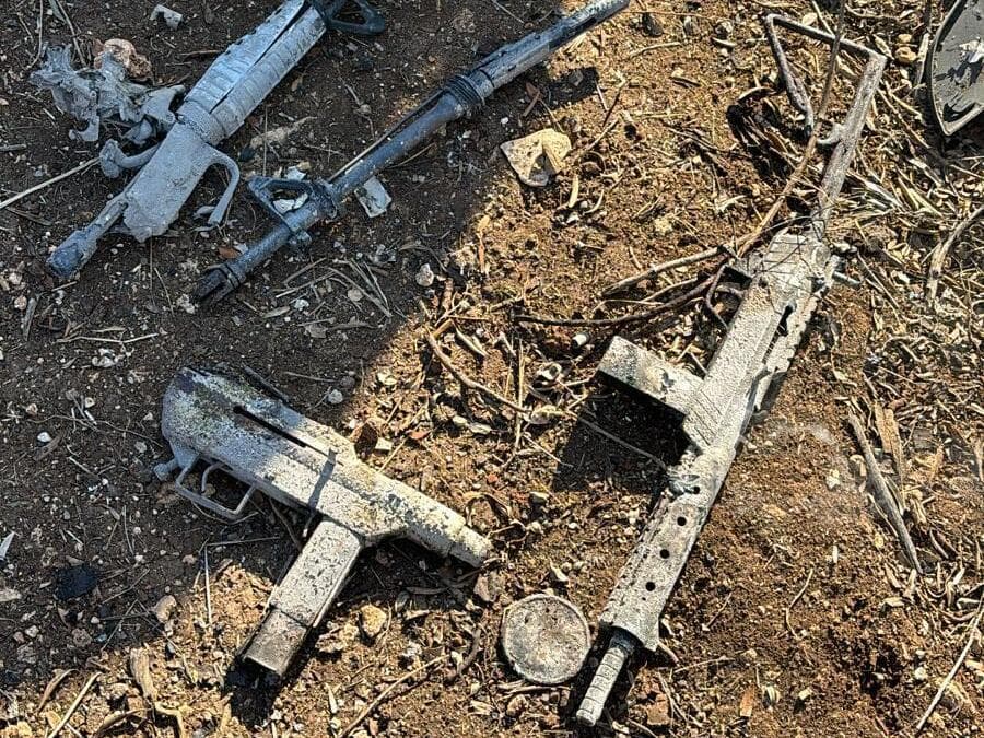  כלי הנשק שאותרו על המחבלים שתכננו לבצע פיגוע טרור וחוסלו  בצפון השומרון על ידי כוחות חיל האוויר