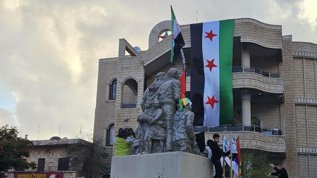צילום: יואב זיתון חגיגות במג'דל שמס בעקבות הפלת משטר אסד בידי המורדים הסורים
