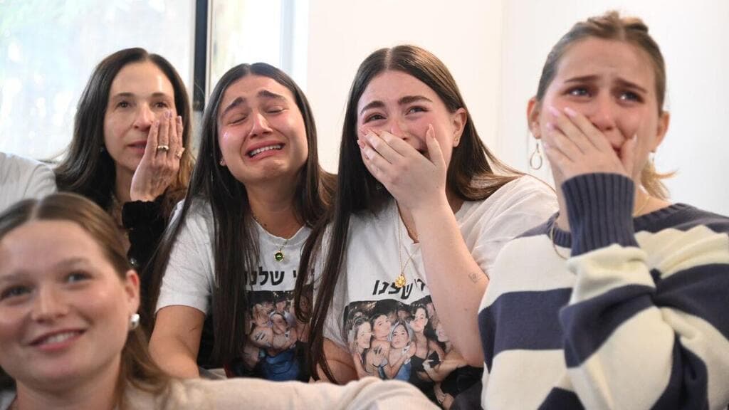 חברותיה של לירי אלבג מחכות בדריכות לשובה