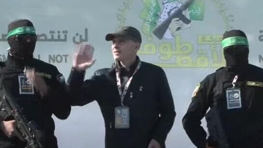 קית' סיגל בזמן השחרור בנמל עזה