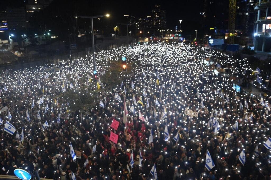 צילום: יאיר שגיא הפגנה בדרך בגין, תל אביב