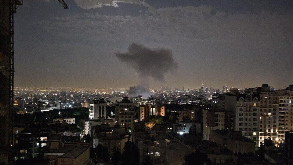 חיל האוויר תוקף באיראן