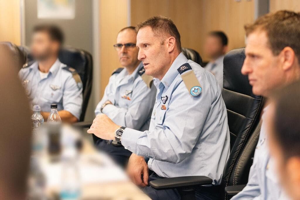 מפקד חיל האוויר, אלוף תומר בר, בשיחה  לטייסים והטייסות