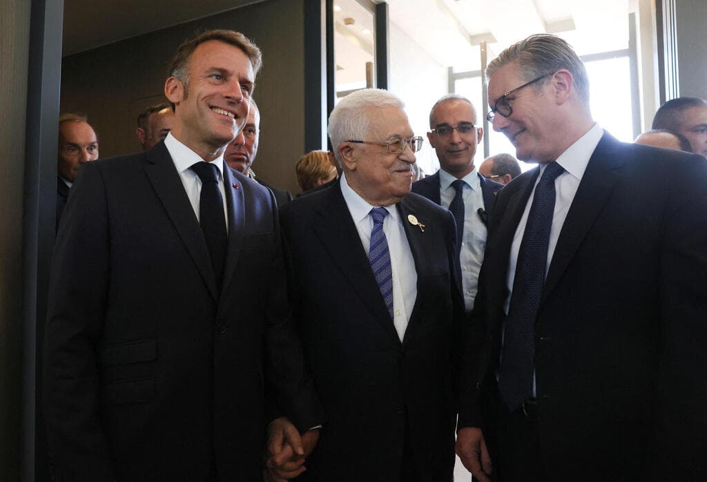  אבו מאזן, מקרון, סטרמר בשארם א-שייחח