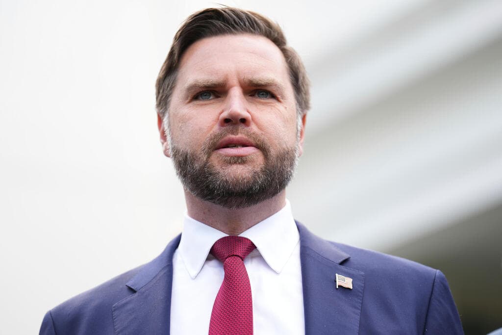 ג'יי די ואנס. טראמפ לא יאפשר סכסוך רב-שנים (צילום: Jacquelyn Martin/AP) ג'יי די ואנס