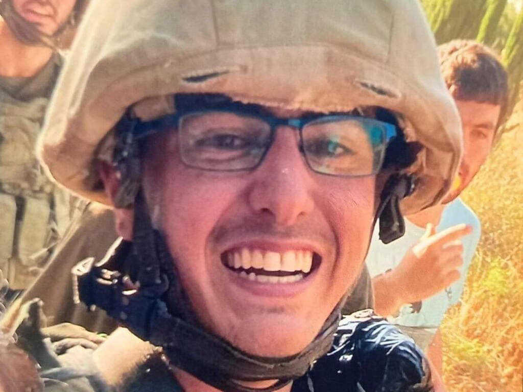 סמל אופיר טסטה ז"ל שנפל ב-7 באוקטובר ברעים