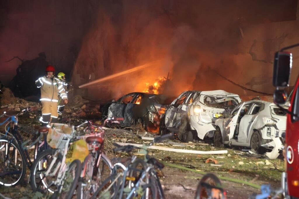 צילום: מוטי קמחי זירת הנפילה בתל אביב