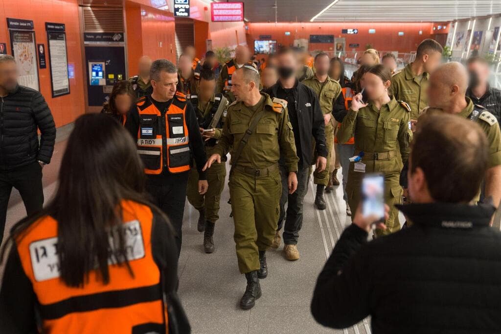 ביקור מפקד פיקוד העורף בזירות נפילה ובמרחבים מוגנים ברחבי גוש דן