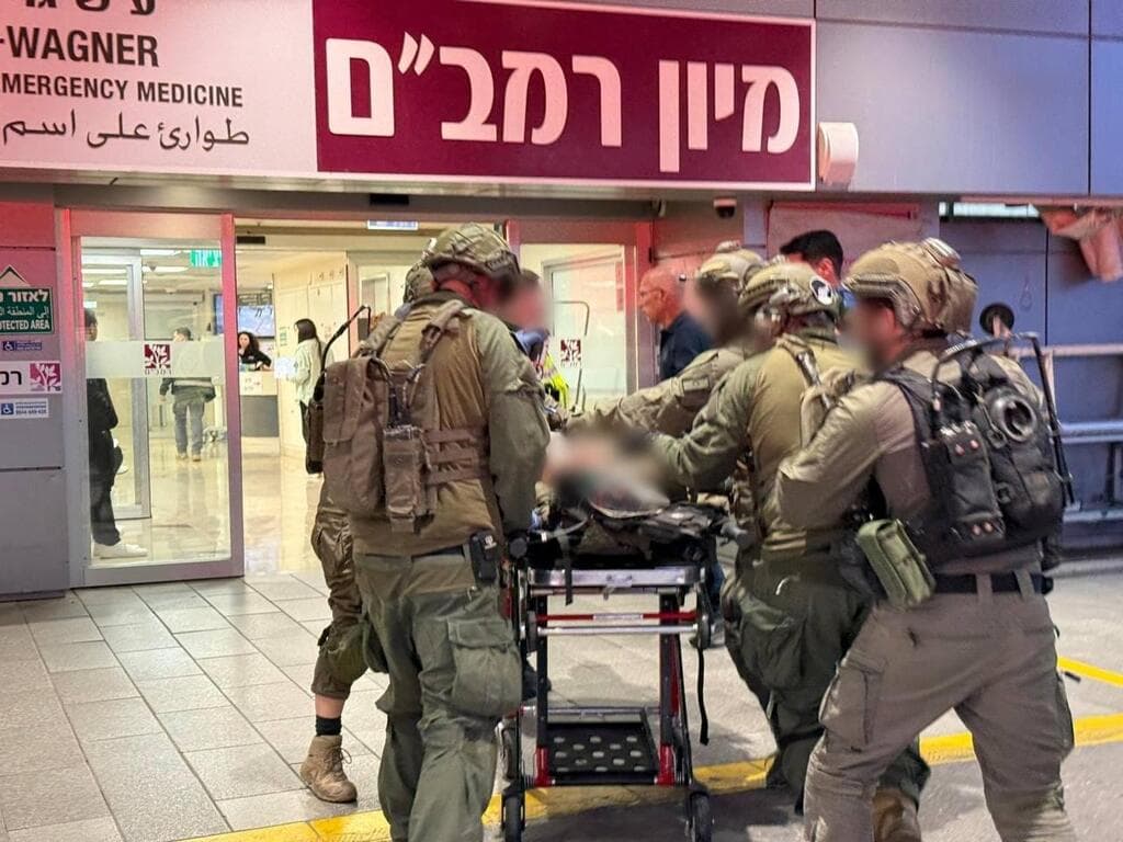 פינוי לוחמי גבעתי שנפצעו בדרום לבנון לבית החולים רמב"ם