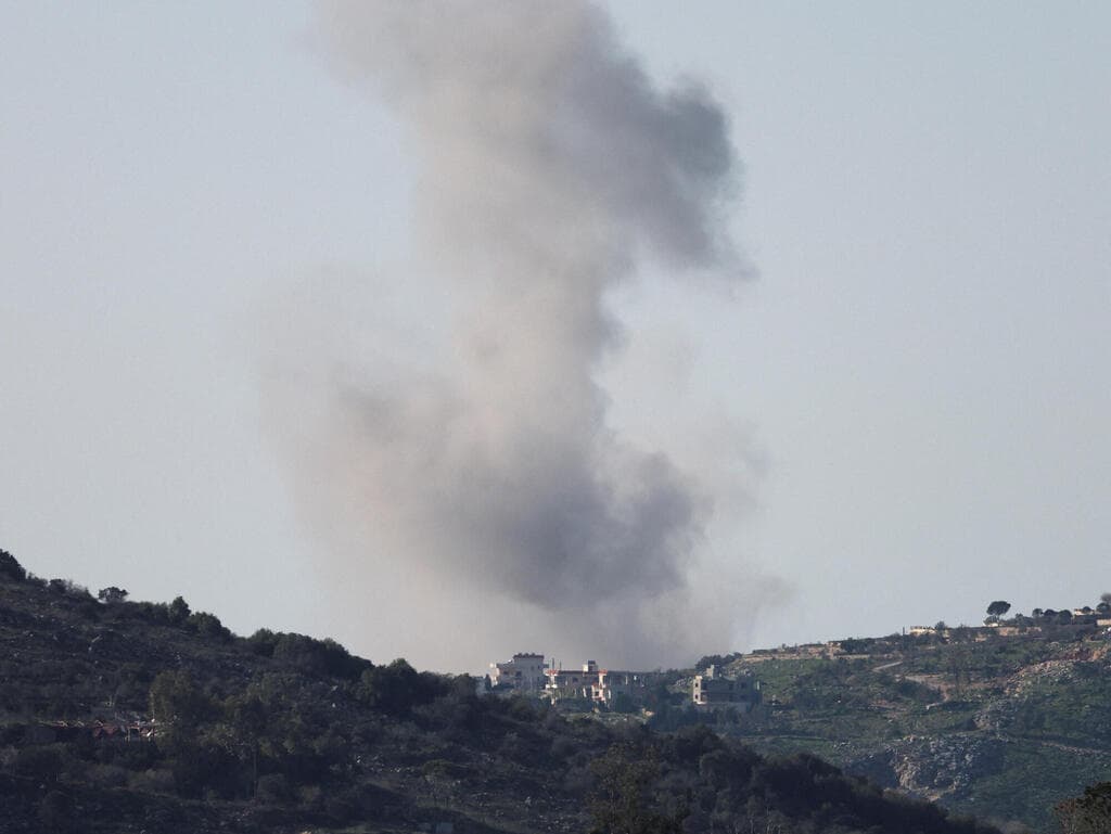 צילום: REUTERS/Ammar Awad תקיפות צה"ל בדרום לבנון