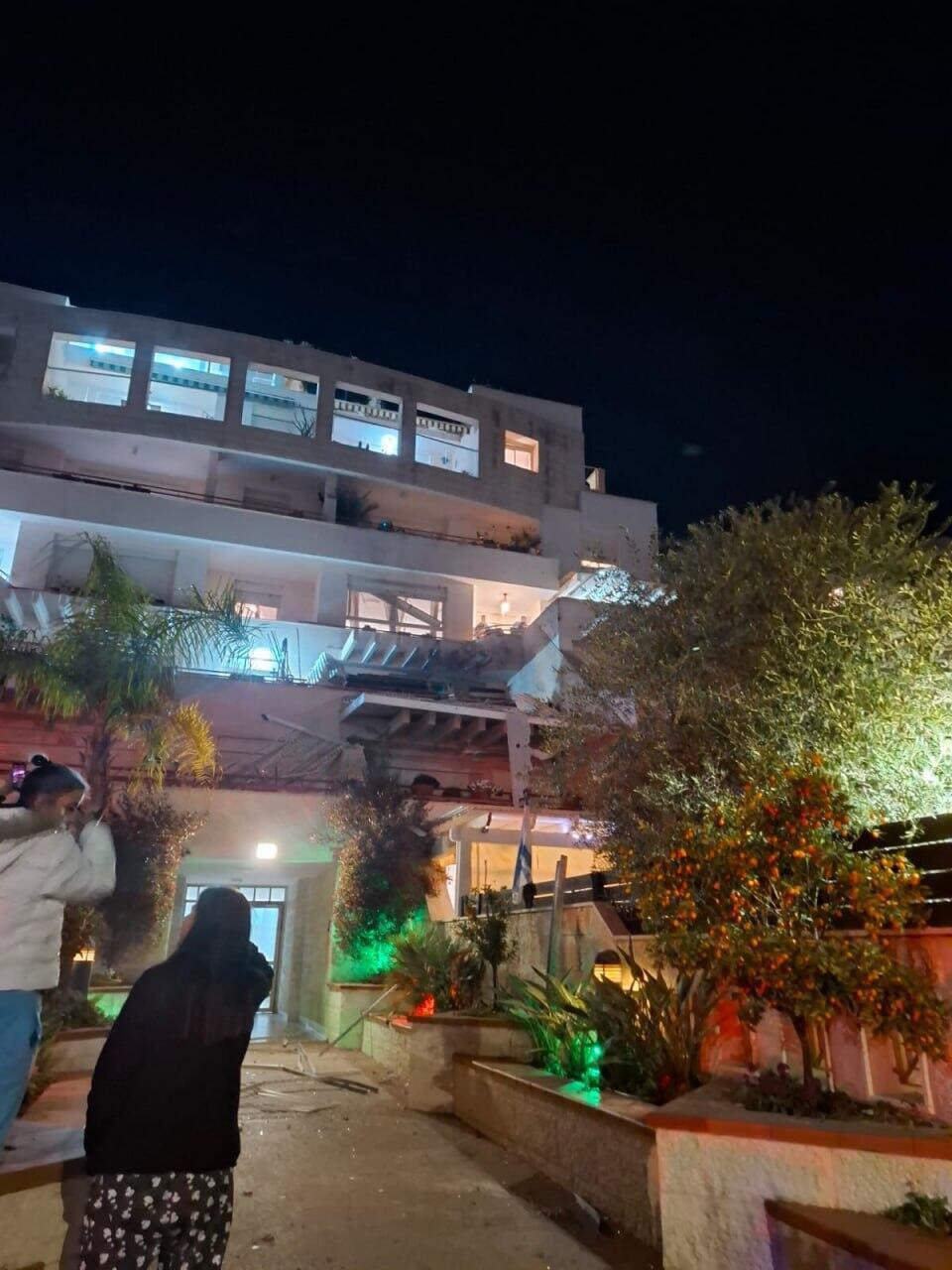 פגיעה בשוהם (צילום: דוברות איחוד הצלה) פגיעה בשוהם