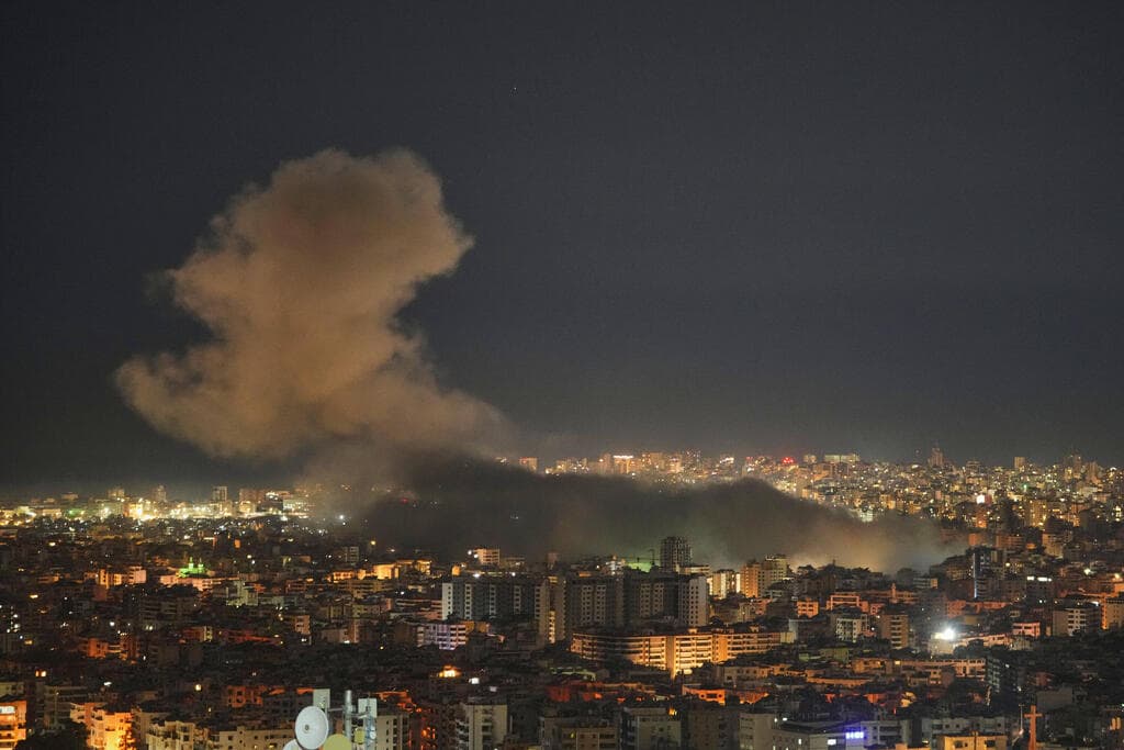 התקיפות בדאחייה