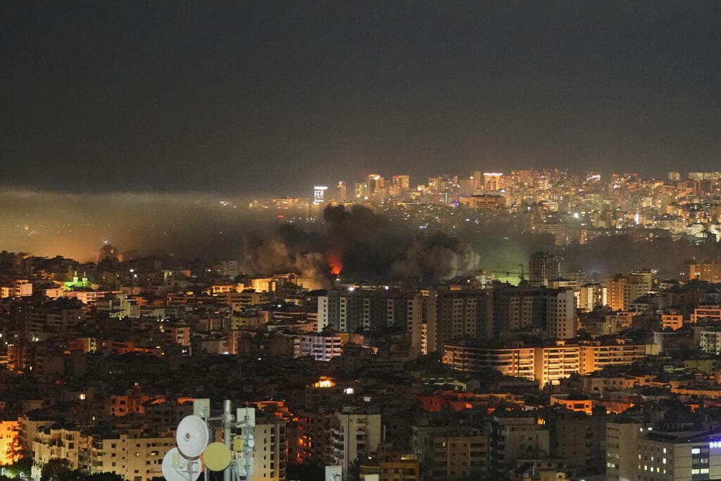 התקיפות בדאחייה