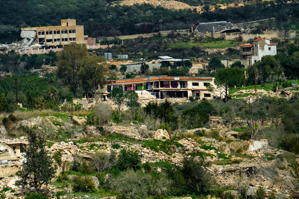 הרס בצידו הלבנוני של הגבול