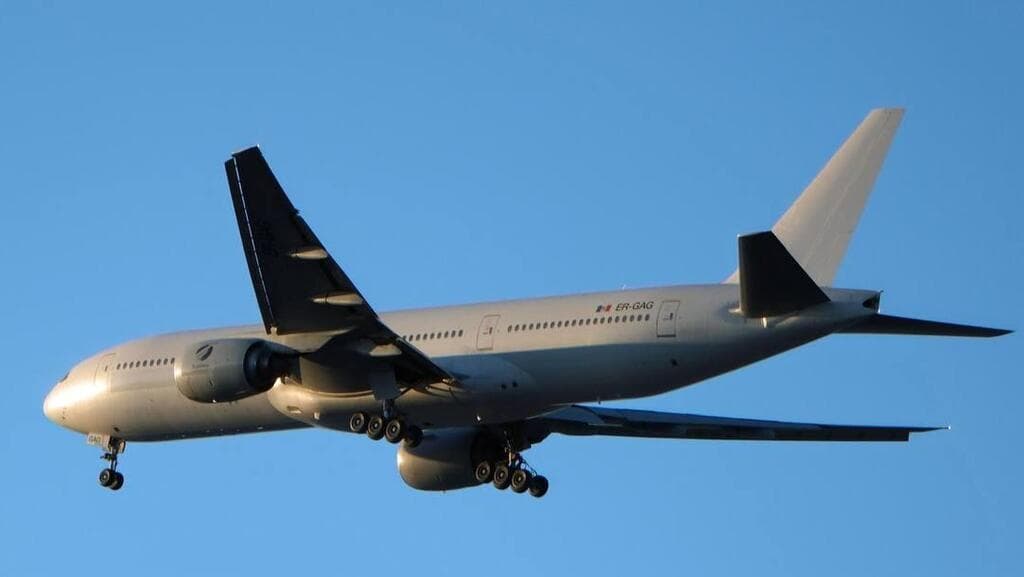 מטוס החילוץ האמירתי (צילום: דני שדה) מטוסי החילוץ מדובאי