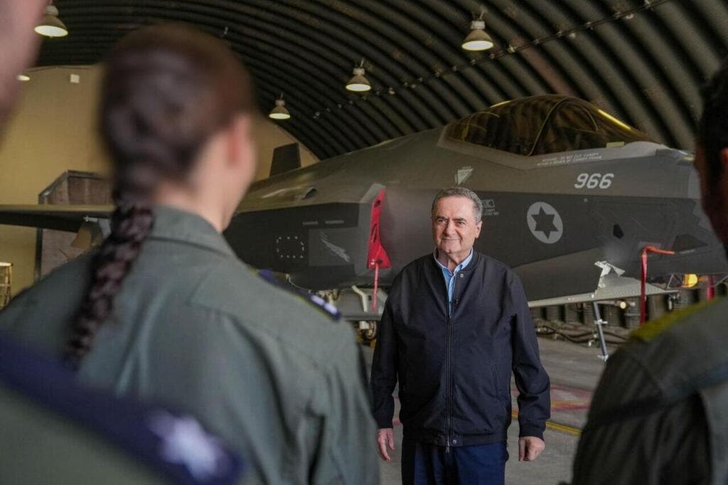 שר הביטחון ישראל כ"ץ בבסיס נבטים