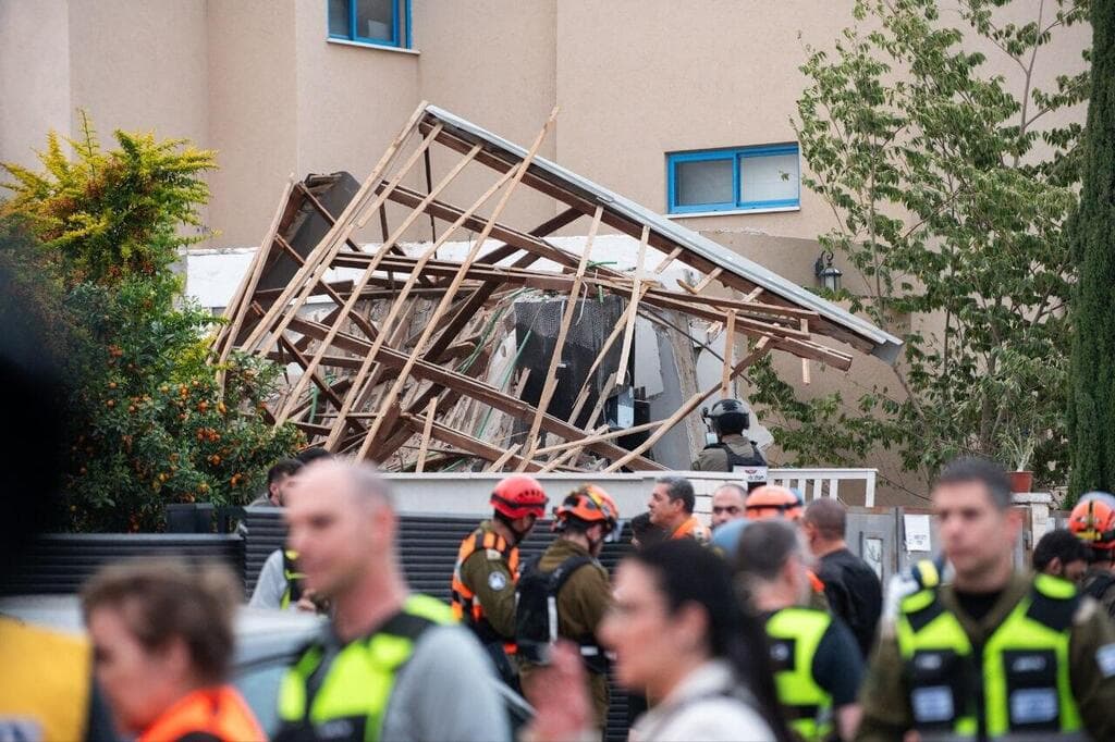 פגיעה ישירה בנס ציונה