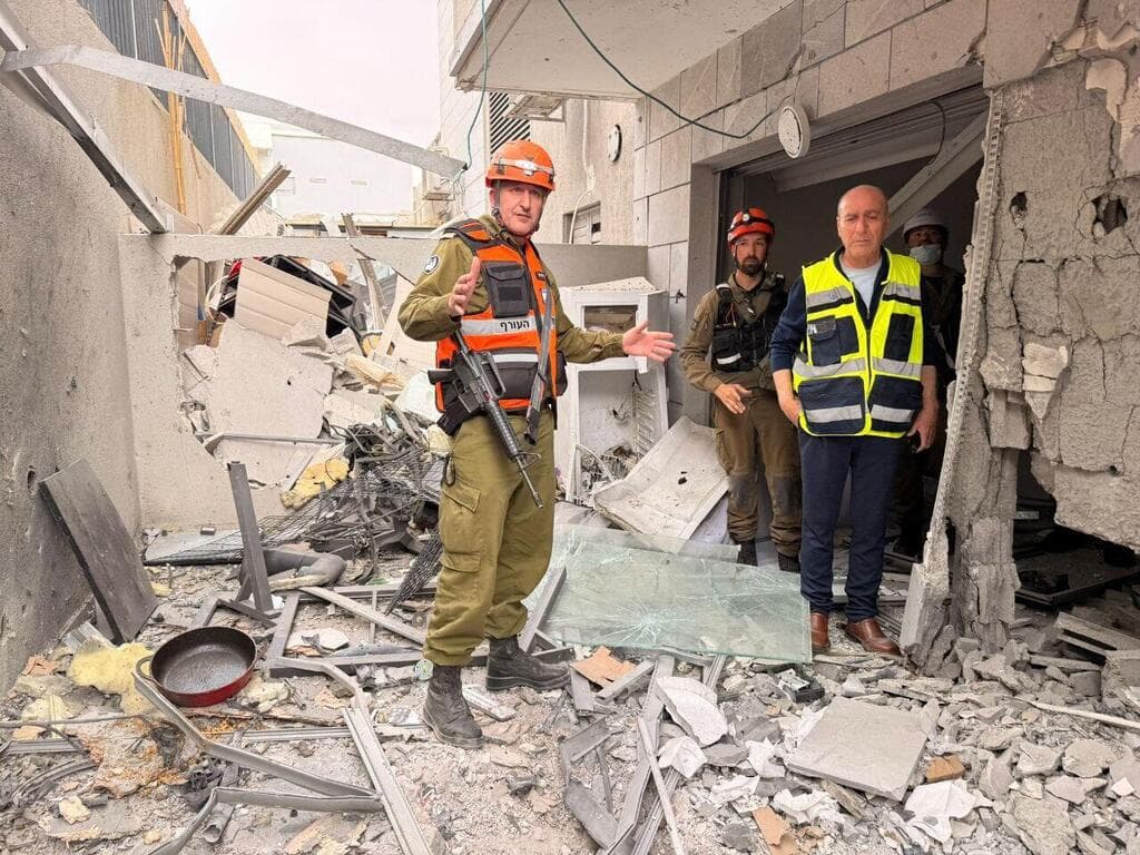 פגיעה ישירה באילת