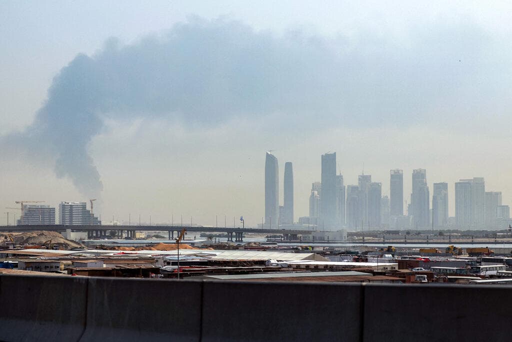 צילום: AFP תקיפה בשדה התעופה בדובאי