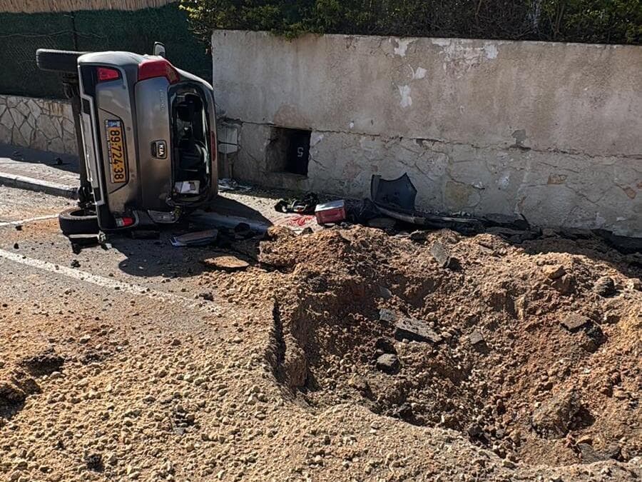 ראשון לציון (צילום: מאיר תורג'מן ) זירת פגיעה בראשון לציון