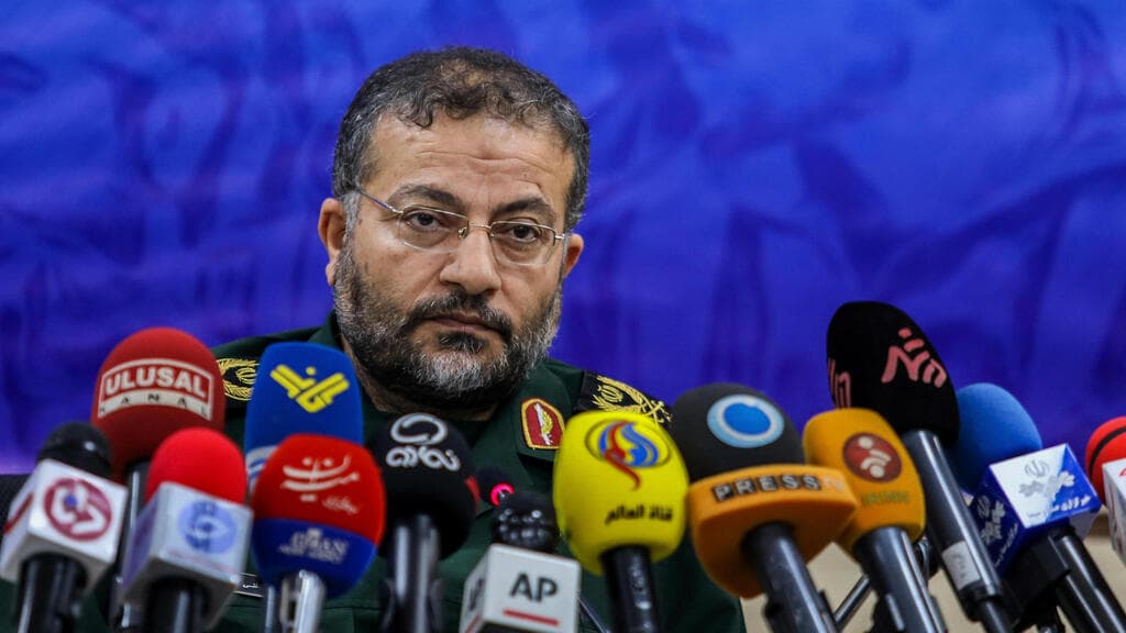 גולאם רזא סולימאני (צילום: AP Photo/Ebrahim Noroozi, File) גולאם רזא סולימאני