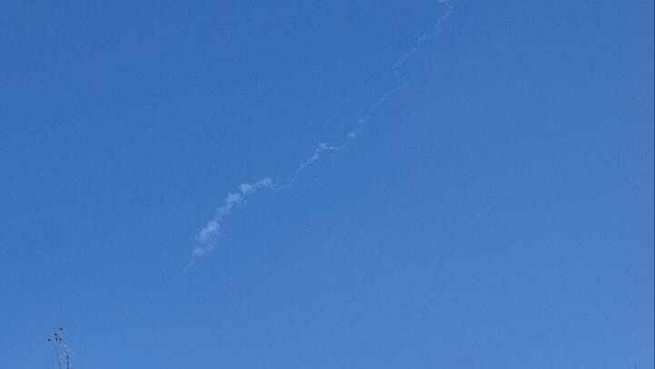 יירוט בשמי כרמיאל (צילום: אילן לוינסון ) יירוט מטח טילים מאירן בשמי כרמיאל