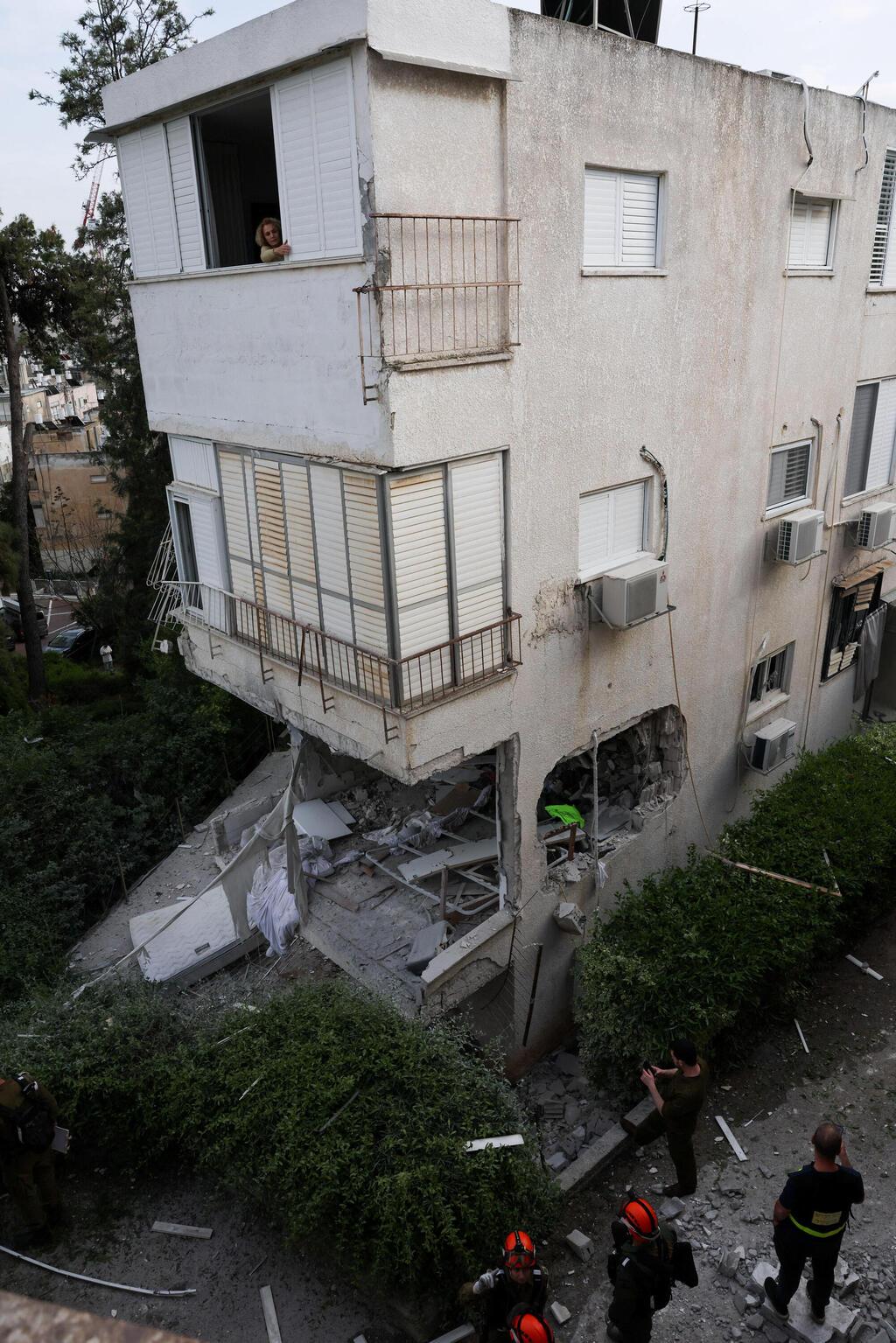 פגיעה בבניין במרכז