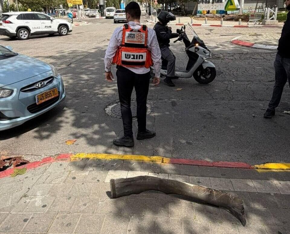 שברי יירוט בת"א