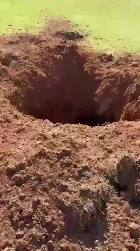 זירת נפילה במגרש כדורגל ברחובות 