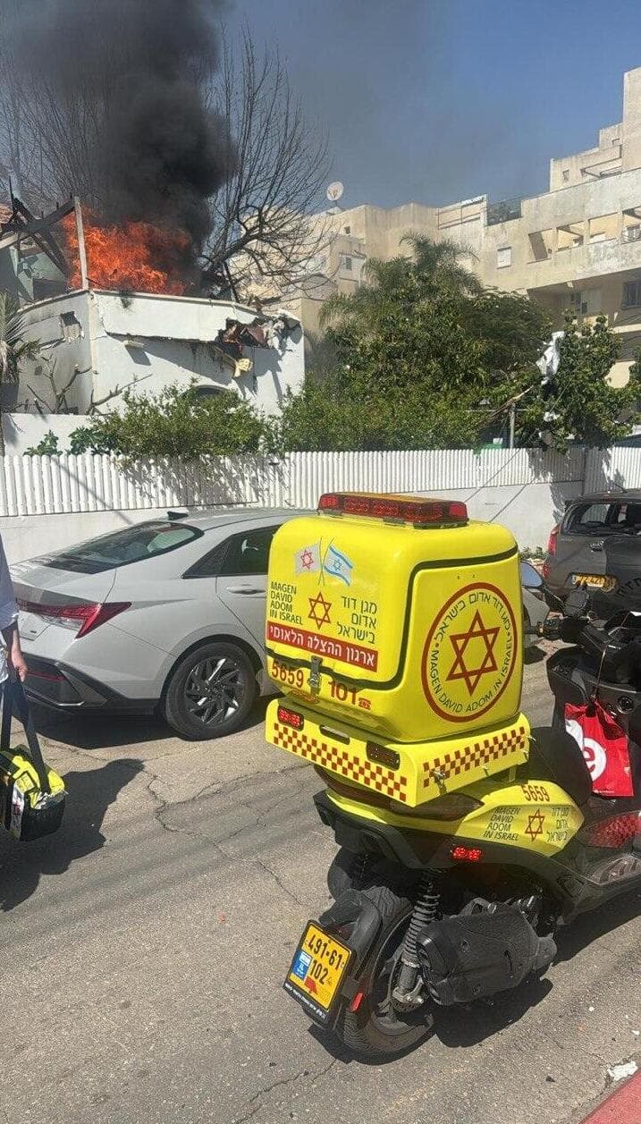 זירת הנפילה ברחובות