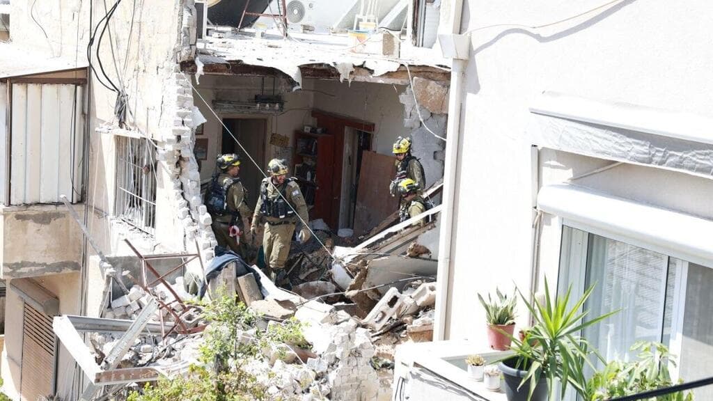 זירת הפגיעה בתל אביב