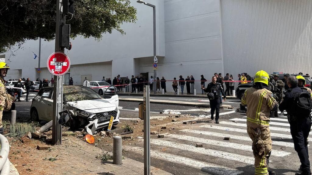 נפילה בתל אביב