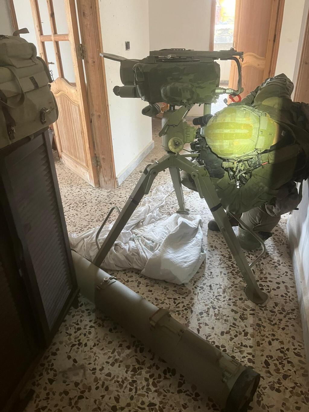 צילום: דובר צה"ל עמדת טילי נ"ט ואמצעי הלחימה שאותרו