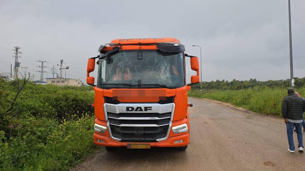 צילום: תיעוד מבצעי מד"א המשאית שנפגעה מכטב"ם בצפון