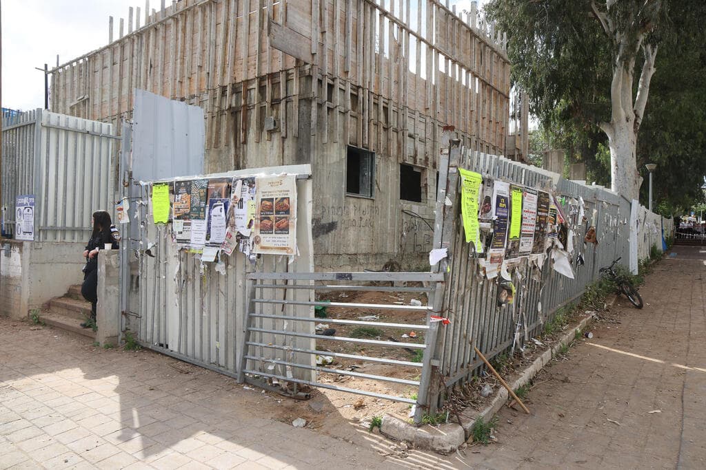 בית הכנסת שנפגע בבני ברק