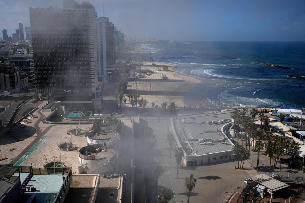 חוף תל אביב