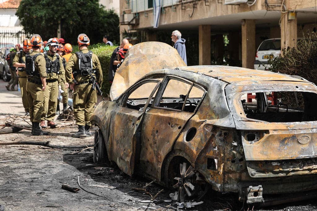 הרס בפתח תקווהכתוצאה מנפילת רסיס