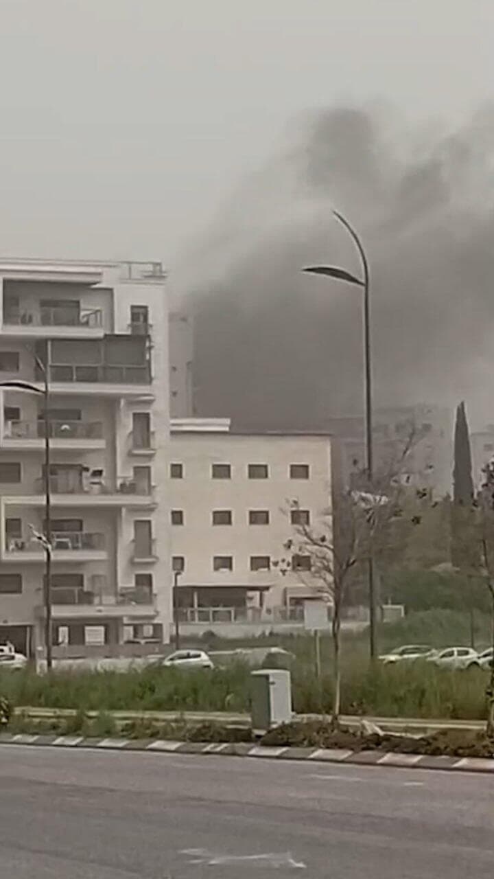 נפילה בקריית אתא (צילום: סעיף 27א לפי חוק זכויות יוצרים) נפילה בקריית אתא