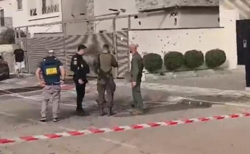 צילום: דוברות כבאות והצלה פגיעה בקריית שמונה ללא אזעקה