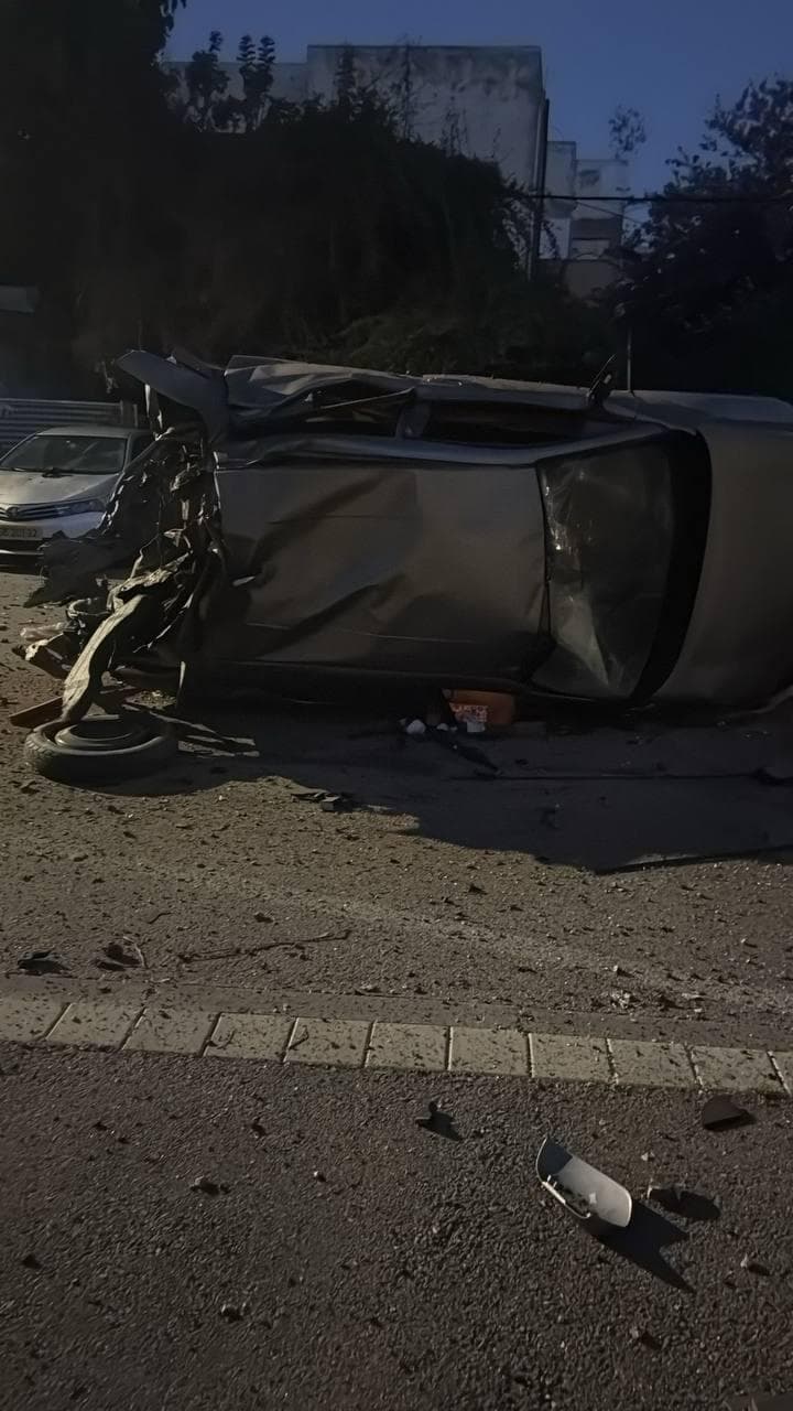 זירת הנפילה בחיפה אחרי פגיעת הטיל המתפצל מאיראן