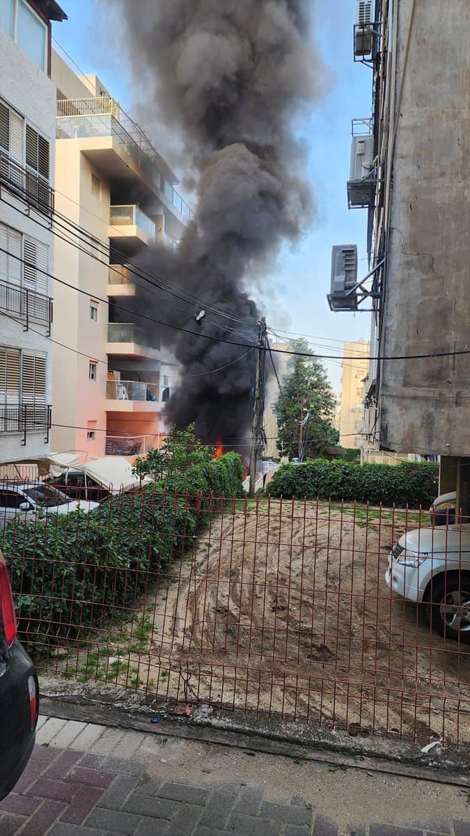 פגיעת רסיס סמוך לבית 