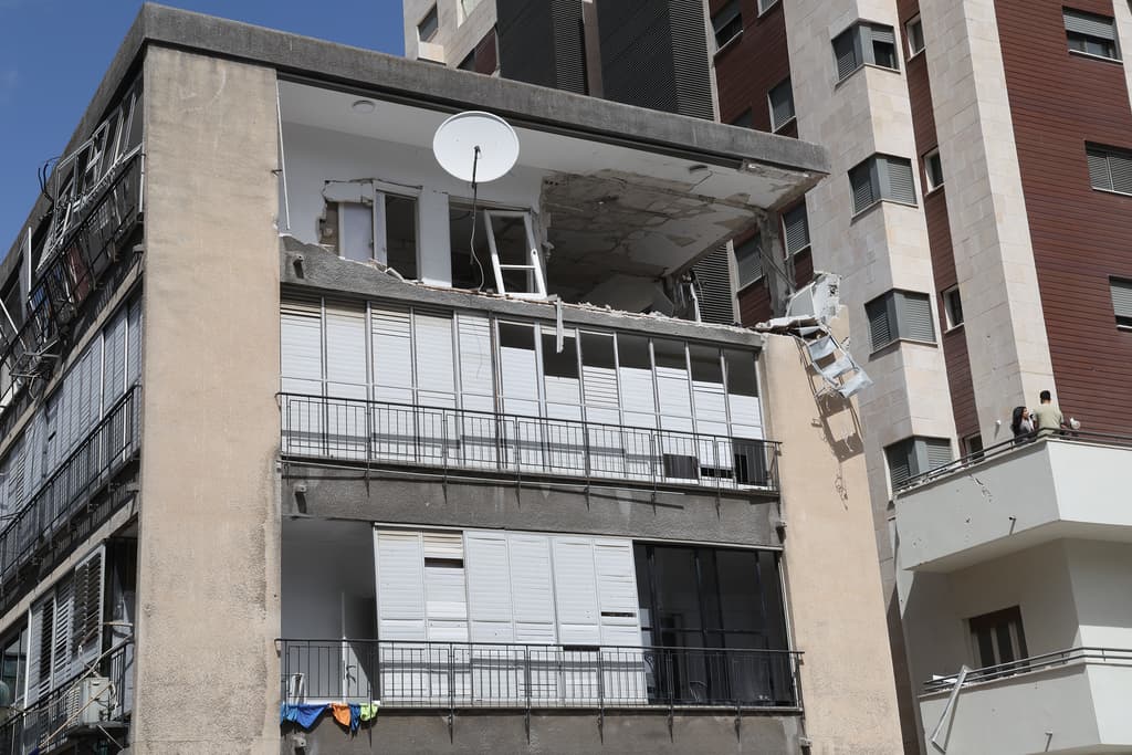 הבניין שנפגע ברמת גן