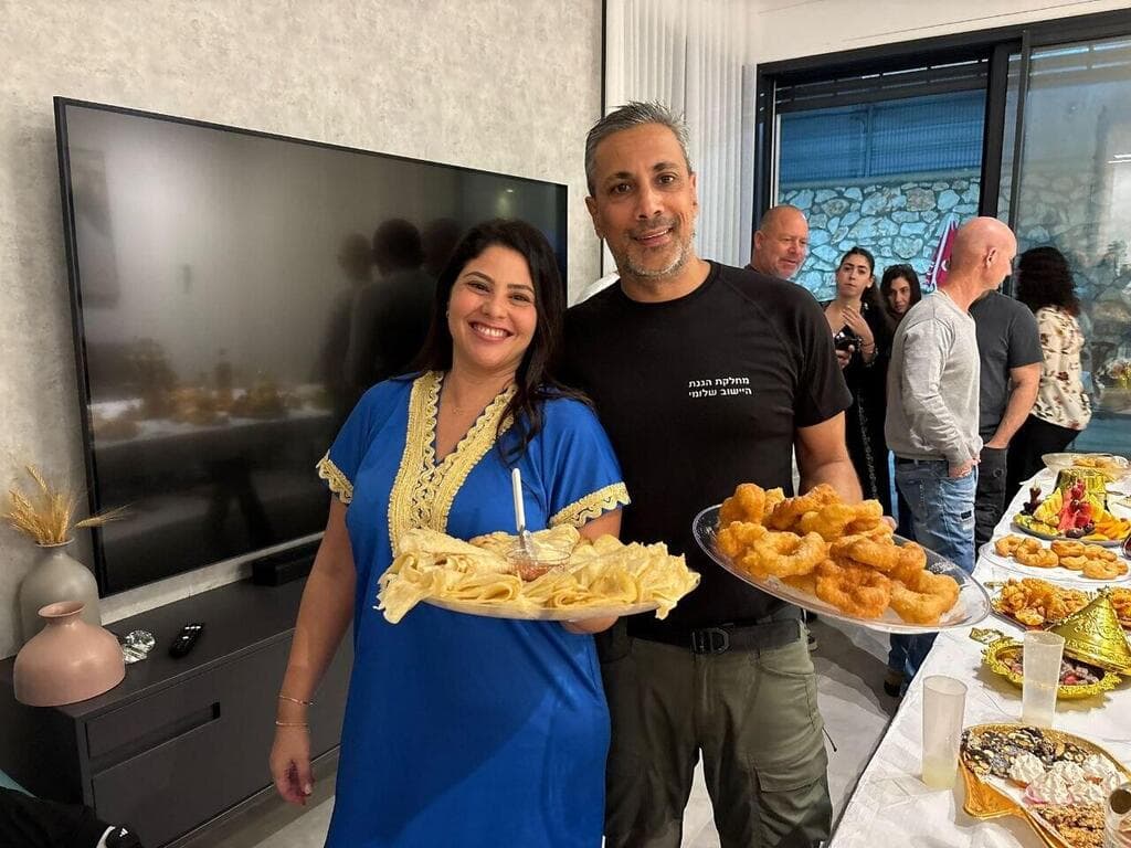  נטלי ושמעון בוגנים